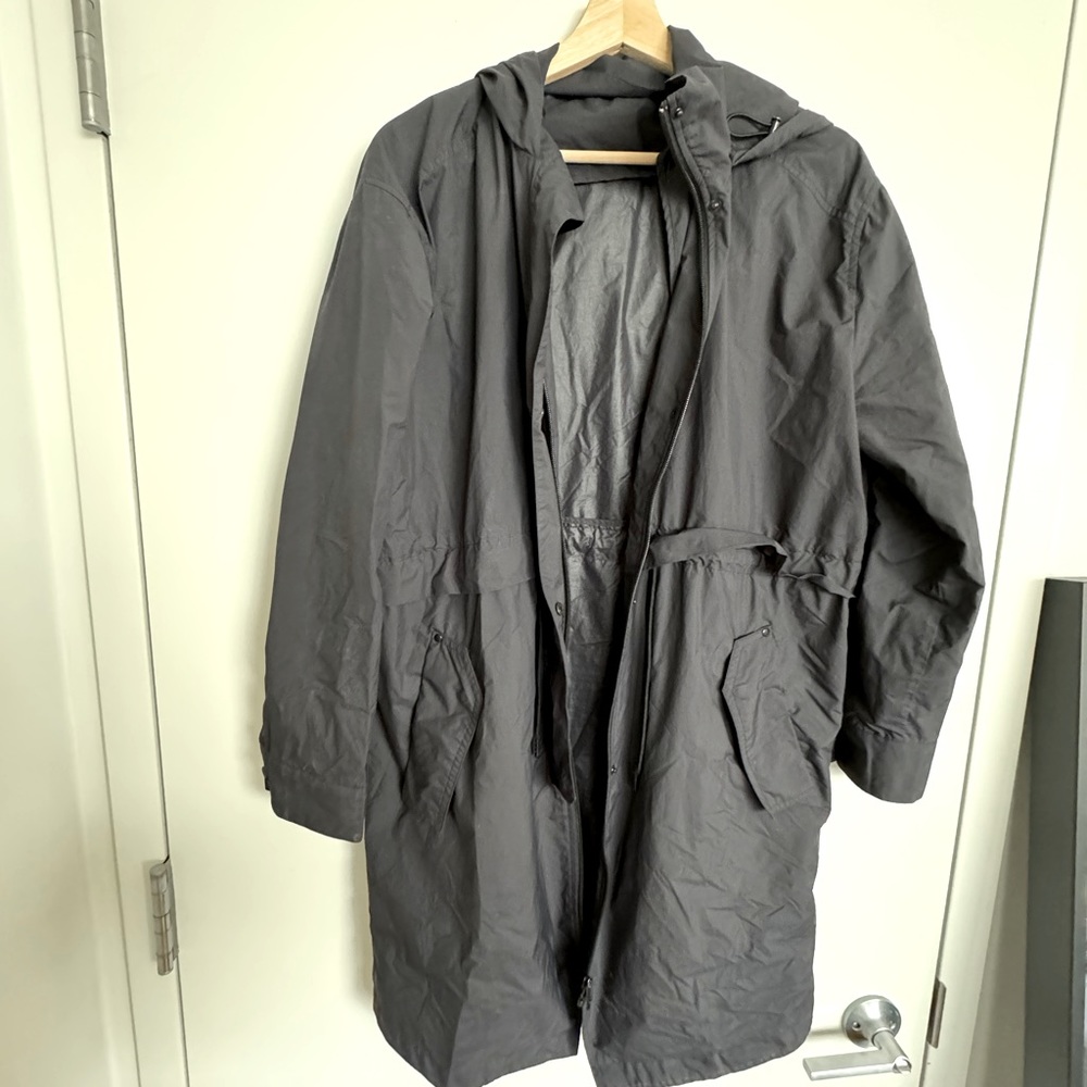 everlane raincoat